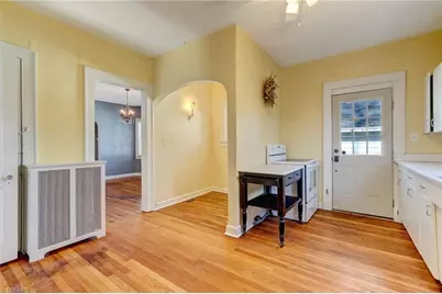 307 S Tremont Drive, Greensboro, NC 27403 - Photo 14