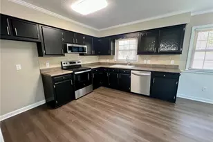 203 Wyrick St, Gibsonville, NC 27249 - Photo 6