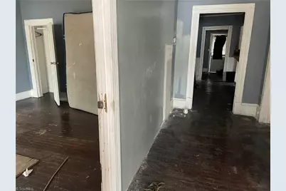 715 Broad Avenue, Greensboro, NC 27406 - Photo 2