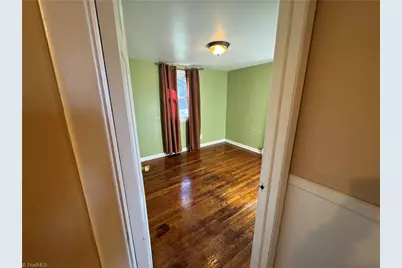 324 Thomas Street, North Wilkesboro, NC 28659 - Photo 12