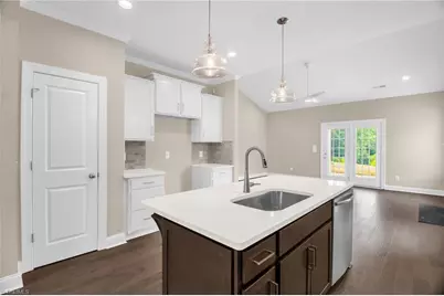 811 Gibb Street, Winston-Salem, NC 27106 - Photo 12