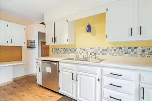 8011 Deverow Ct, Lewisville, NC 27023 - Photo 10