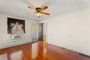 318 Collins Rd, Elkin, NC 28621 - Photo 8