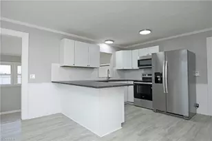 120 Westover St, Graham, NC 27253 - Photo 10