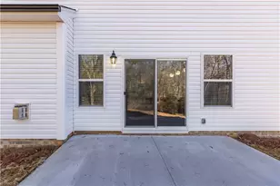 2125 Hogan Point Dr, Winston-Salem, NC 27127 - Photo 4