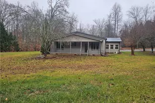 301 Crouse Mountain Ln, Lexington, NC 27292 - Photo 2