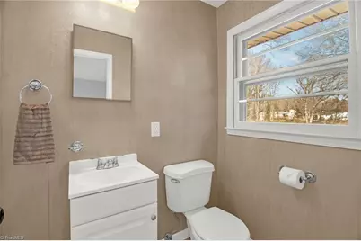 2521 N Berry Street, Germanton, NC 27019 - Photo 14