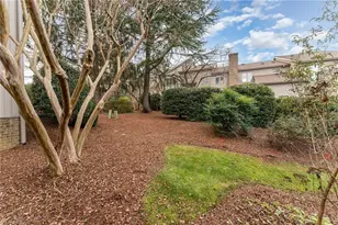 3 Folkstone Dr, Greensboro, NC 27403 - Photo 28