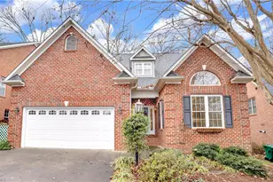 820 Kensford Ct, Lewisville, NC 27023 - Photo 2