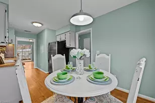 814 Guilford College Rd, Greensboro, NC 27409 - Photo 16