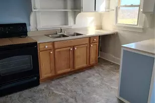 110 Walden Ln, Ararat, NC 27007 - Photo 12