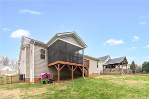 286 Meadowfield Run, Clemmons, NC 27012 - Photo 34