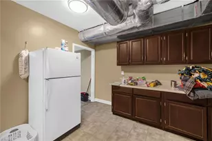 921 Lake Dr W, Thomasville, NC 27360 - Photo 32