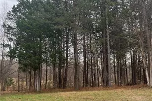 2700 Edenridge Dr, High Point, NC 27265 - Photo 1