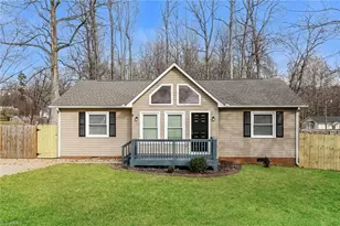 4 Terry Dr, Thomasville, NC 27360 - Photo 2