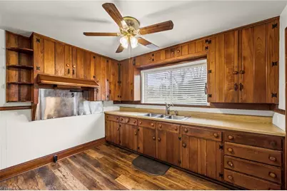 1001 W Clemmonsville Road, Winston-Salem, NC 27127 - Photo 8