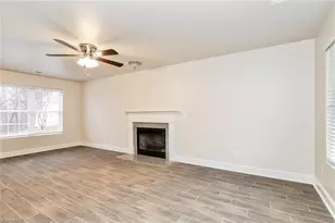 1901 Savannas Run Dr, Greensboro, NC 27405 - Photo 4