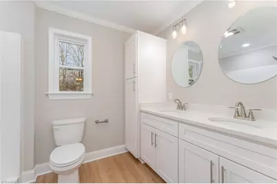 122 Lake Street, Elkin, NC 28621 - Photo 18