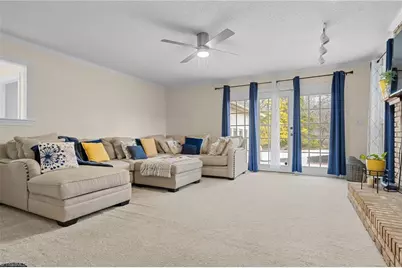 900 Warren Farm Road, Walnut Cove, NC 27052 - Photo 10