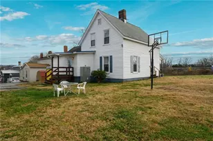 307 W Main St, Haw River, NC 27258 - Photo 26