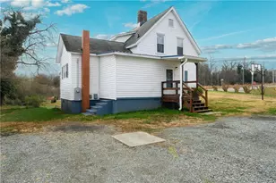 307 W Main St, Haw River, NC 27258 - Photo 24