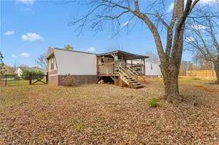 132 Friendly Rd, Thomasville, NC 27360 - Photo 26