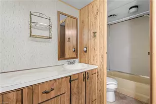 132 Friendly Rd, Thomasville, NC 27360 - Photo 20