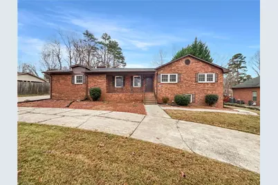 2560 Wallingford Road, Winston-Salem, NC 27101 - Photo 1