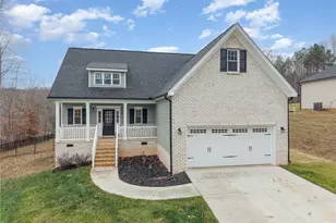 3086 Wesley Farm Ln, Sophia, NC 27350 - Photo 2