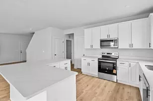 160 Olive Branch Ct, Reidsville, NC 27320 - Photo 8