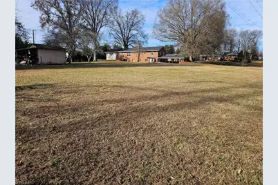 2230 Independence Road, Winston-Salem, NC 27106 - Photo 6