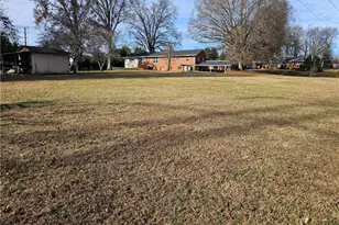 2230 Independence Rd, Winston-Salem, NC 27106 - Photo 6