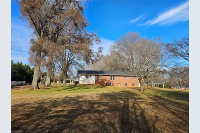 2230 Independence Road, Winston-Salem, NC 27106 - Photo 8