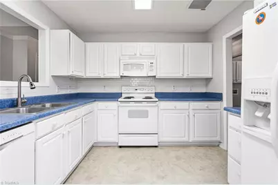 3027 Maple Avenue #R-1, Burlington, NC 27215 - Photo 8