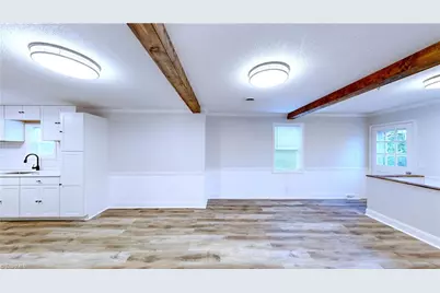 127 E Walker Avenue, Asheboro, NC 27203 - Photo 18