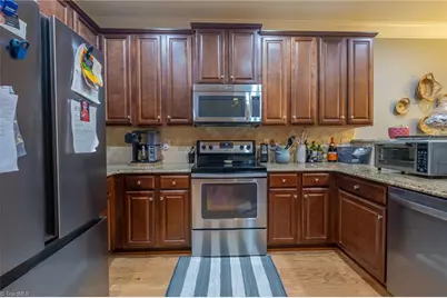 2857 Willoughby Court, Burlington, NC 27215 - Photo 8