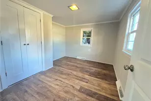 119 Hines Dr, Winston-Salem, NC 27107 - Photo 8