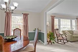 1002 Kemp Rd W, Greensboro, NC 27410 - Photo 8