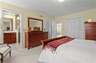 1002 Kemp Rd W, Greensboro, NC 27410 - Photo 26