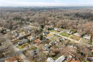 1002 Kemp Rd W, Greensboro, NC 27410 - Photo 40