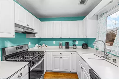 1320 Pebblebrook Road, Winston-Salem, NC 27105 - Photo 12