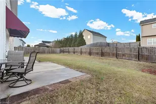 629 Brassfield Dr, Burlington, NC 27217 - Photo 18