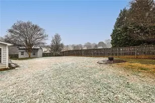 8 Broadleaf Ct, Summerfield, NC 27358 - Photo 28