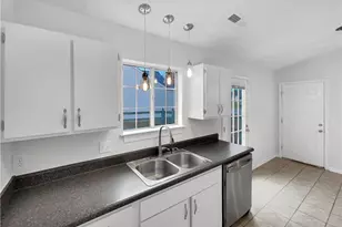 2410 Stratford Lake Rd, Winston-Salem, NC 27103 - Photo 10