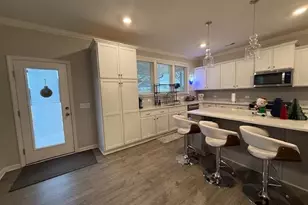 648 Meadowlark Dr, Winston-Salem, NC 27106 - Photo 6