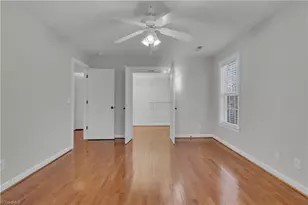 1206 Foxhaven Dr, Greensboro, NC 27455 - Photo 28