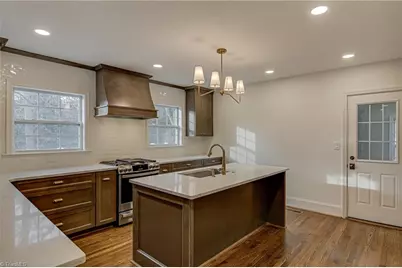 770 Oaklawn Avenue, Winston-Salem, NC 27104 - Photo 10