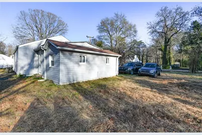 4728 Bowman Avenue, Greensboro, NC 27407 - Photo 12