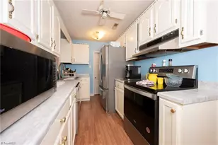 3432 Royalton St, Winston-Salem, NC 27104 - Photo 10