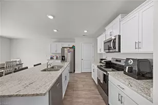 2526 Lily Dr, Haw River, NC 27258 - Photo 12